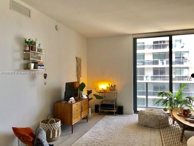 55 SW 9th St # 3002