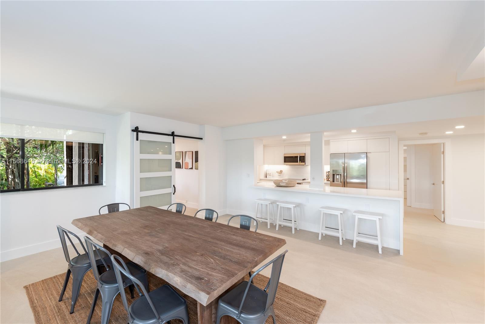 161 Crandon Blvd # 118