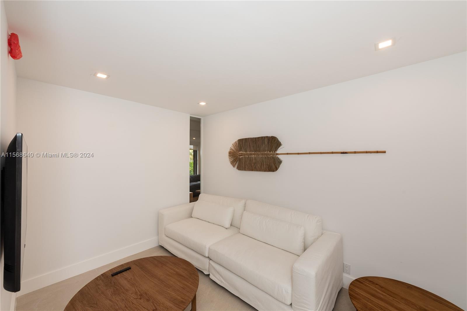 161 Crandon Blvd # 118