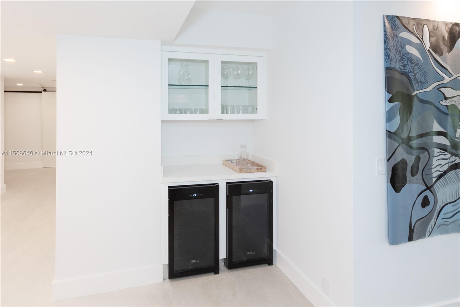 161 Crandon Blvd # 118