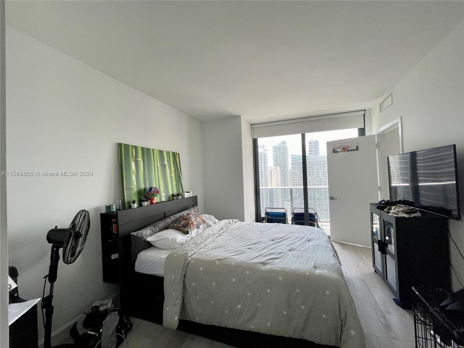 55 SW 9th St # 3105