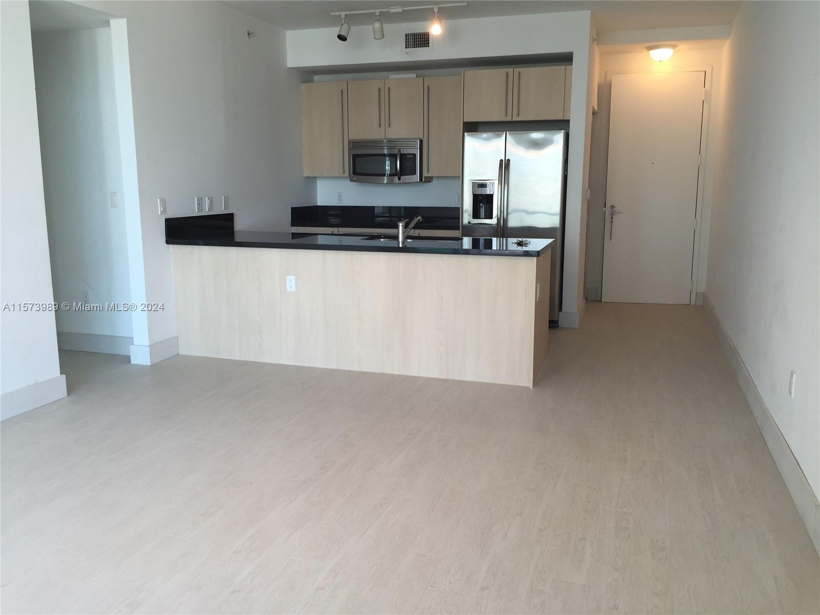 79 SW 12th St Unit: 2011-S