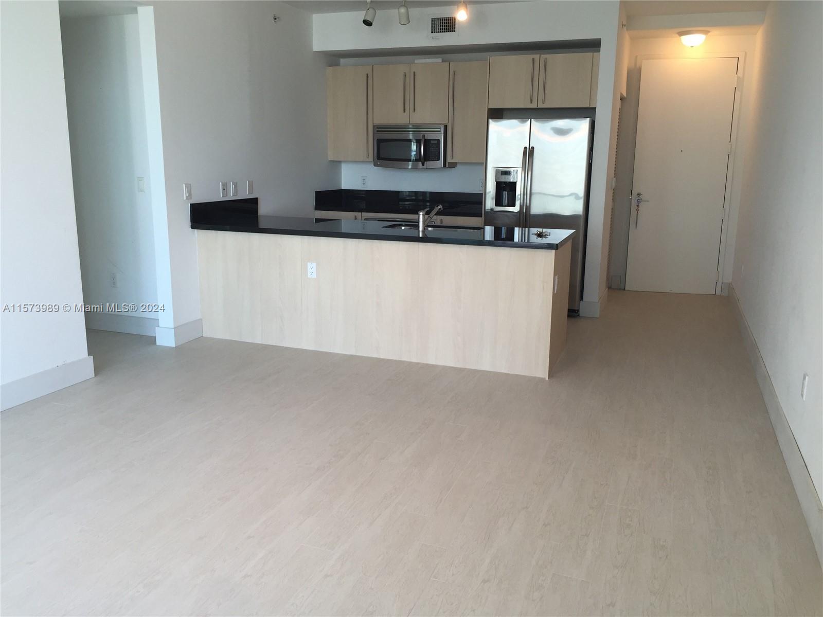 79 SW 12th St Unit: 2011-S