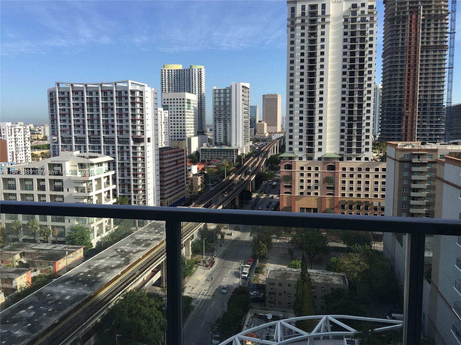 79 SW 12th St Unit: 2011-S