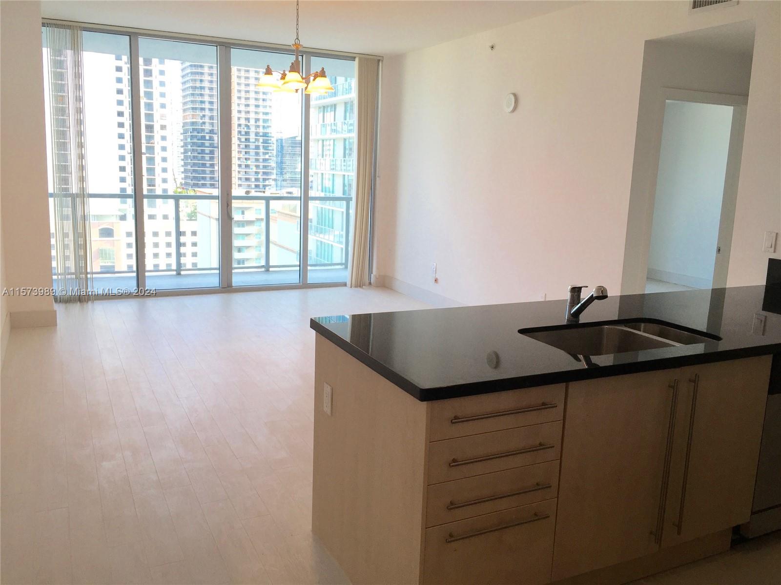 79 SW 12th St Unit: 2011-S