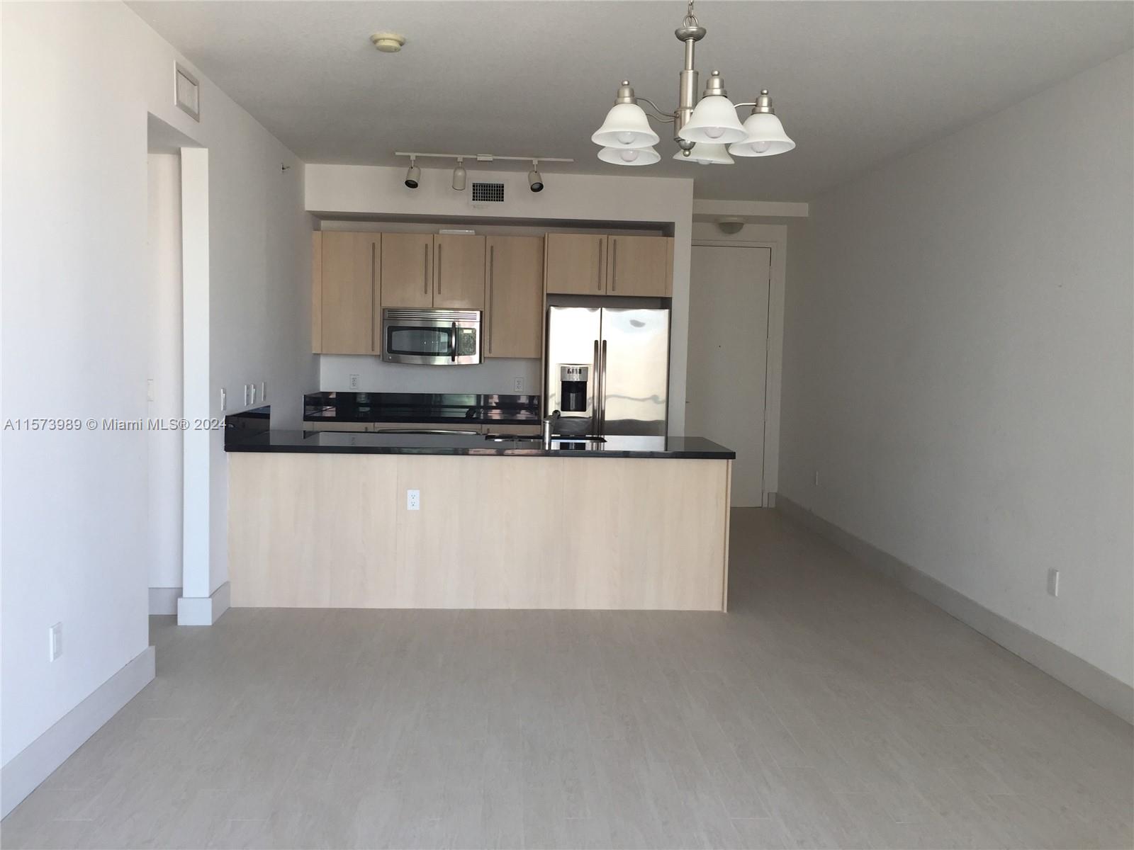 79 SW 12th St Unit: 2011-S
