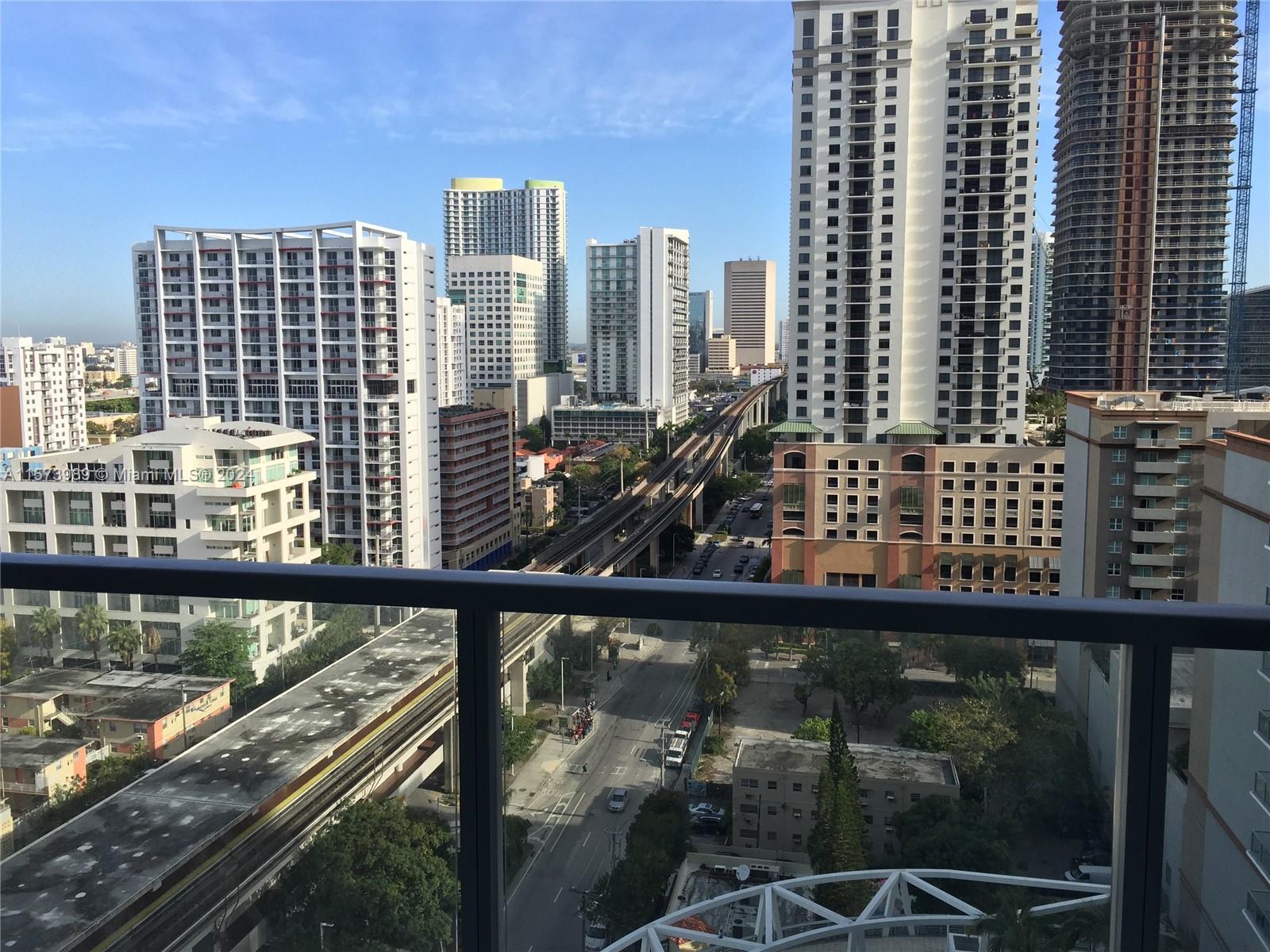 79 SW 12th St Unit: 2011-S