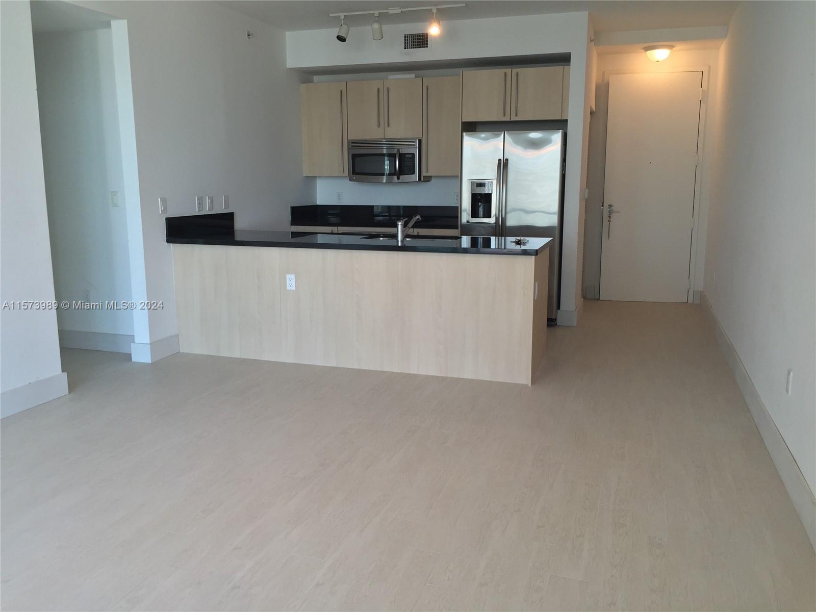 79 SW 12th St Unit: 2011-S