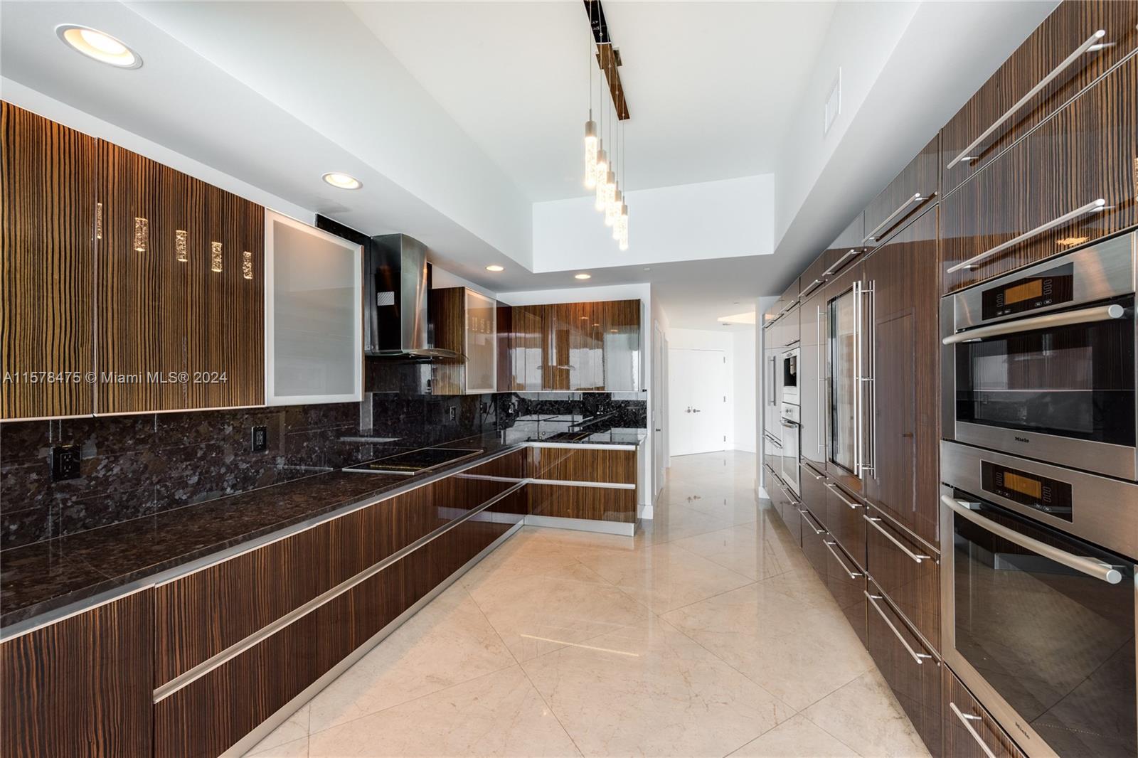 2711 S Ocean Dr # 3302