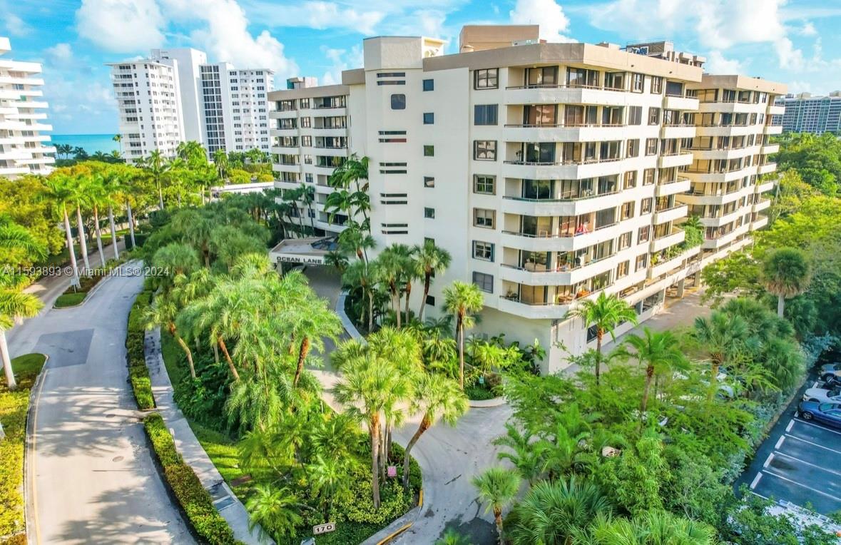 170 Ocean Lane Dr # 405
