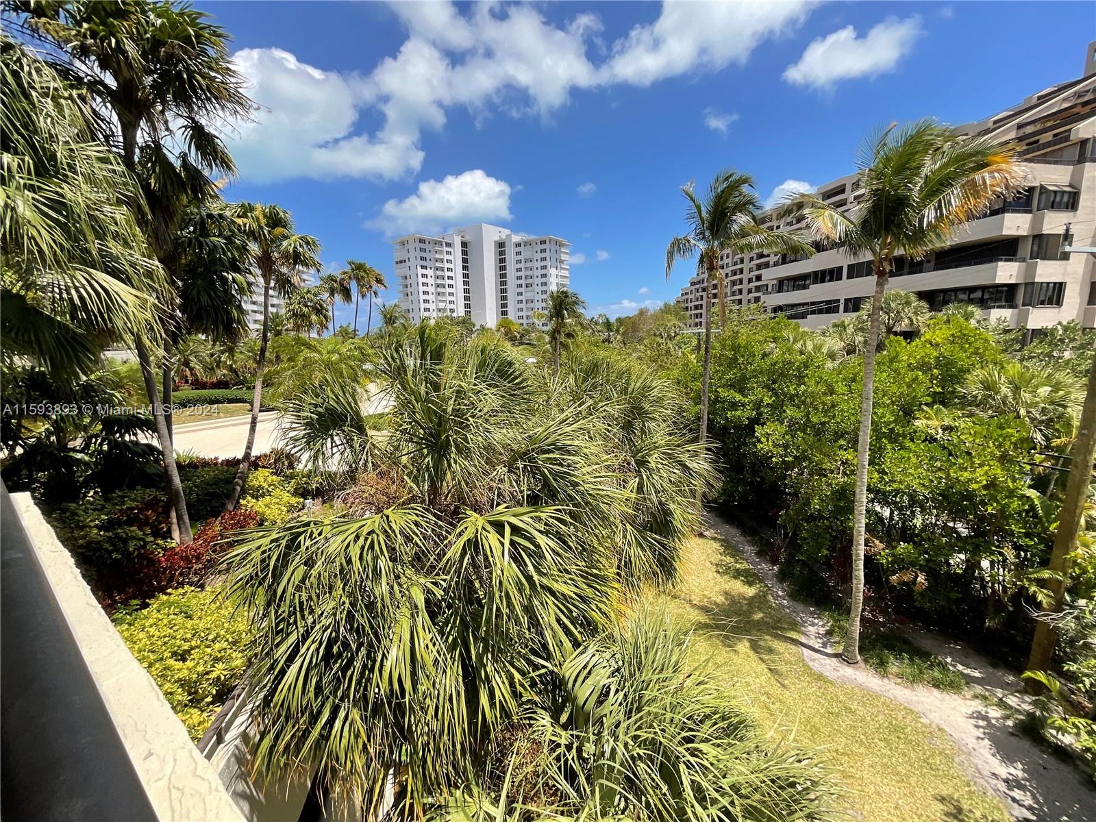 170 Ocean Lane Dr # 405