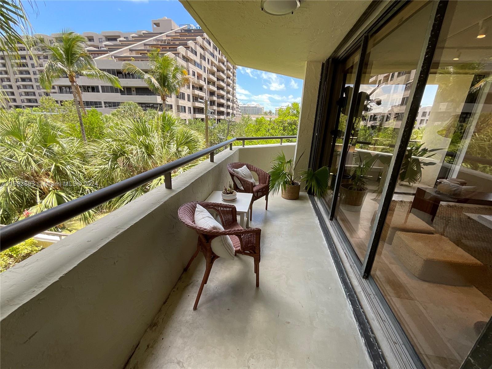 170 Ocean Lane Dr # 405