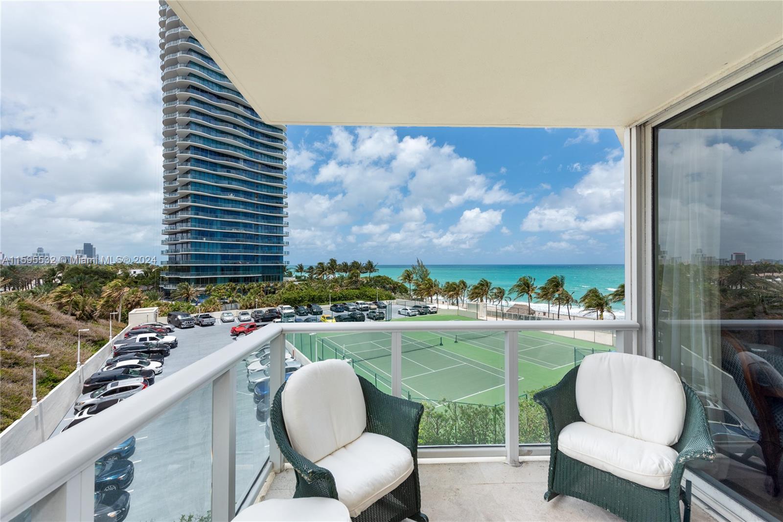 19333 Collins Ave # 604