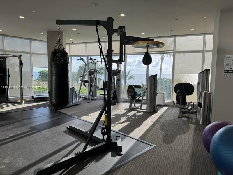 600 Grapetree Dr Unit: 10CN