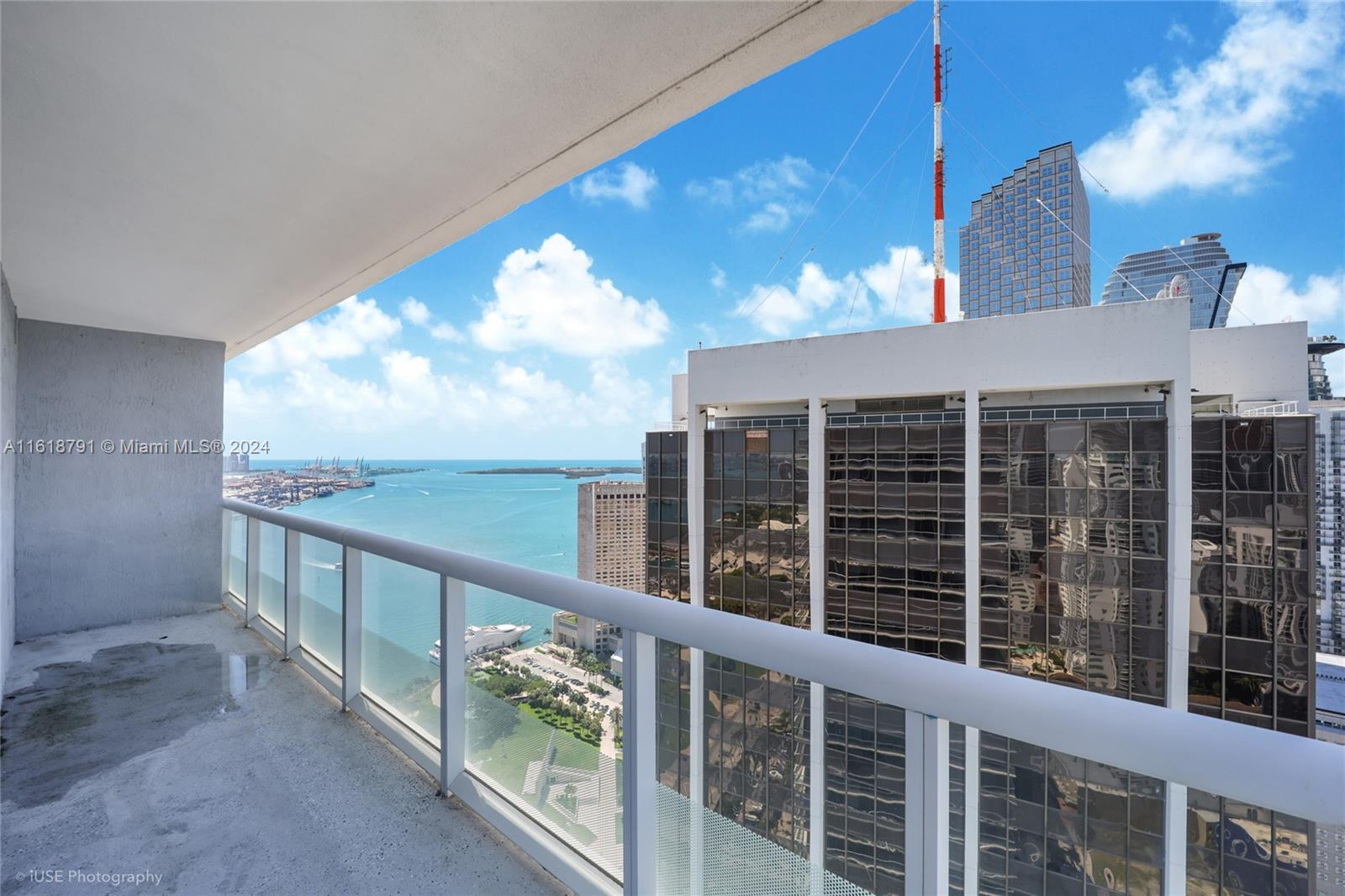 50 Biscayne Blvd # 4311