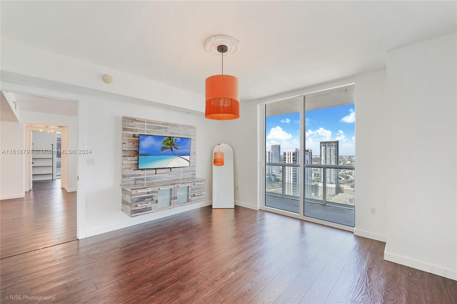 50 Biscayne Blvd # 4311