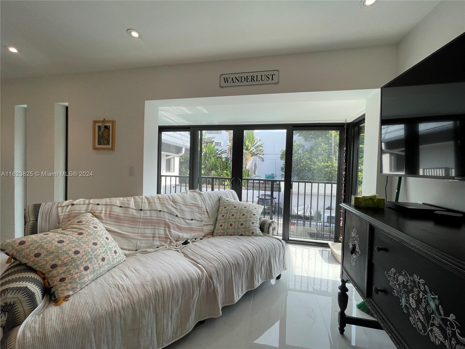 230 Sunrise Dr # 6