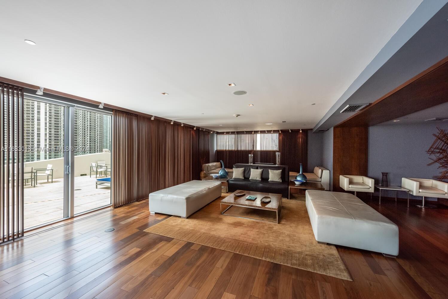 335 S Biscayne Blvd # 3002
