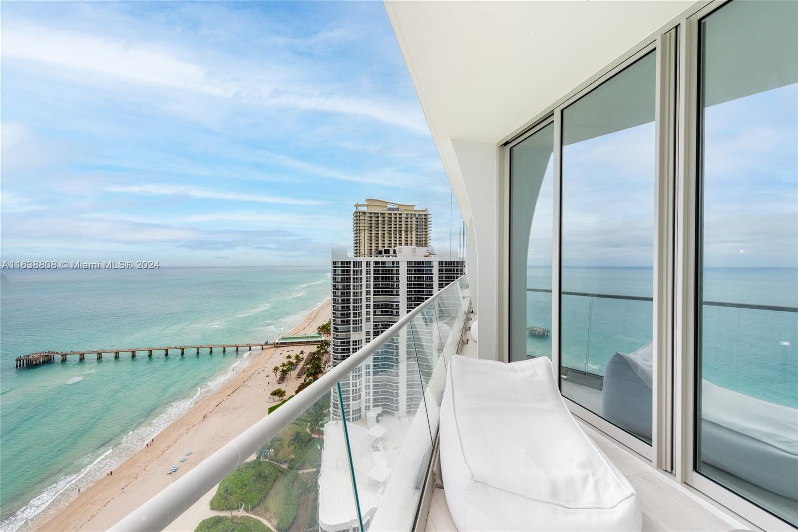 16901 Collins Ave # 2404
