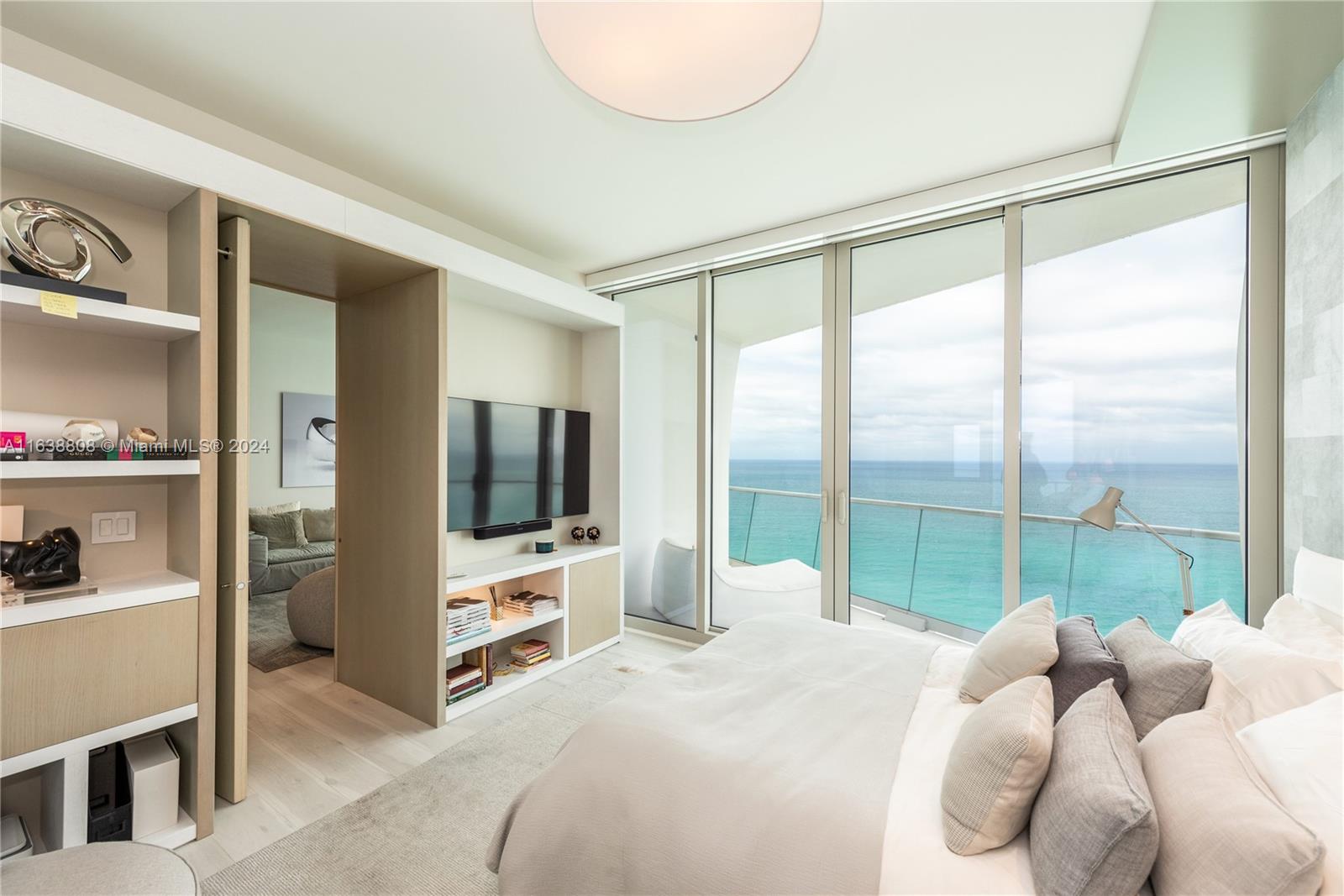 16901 Collins Ave # 2404