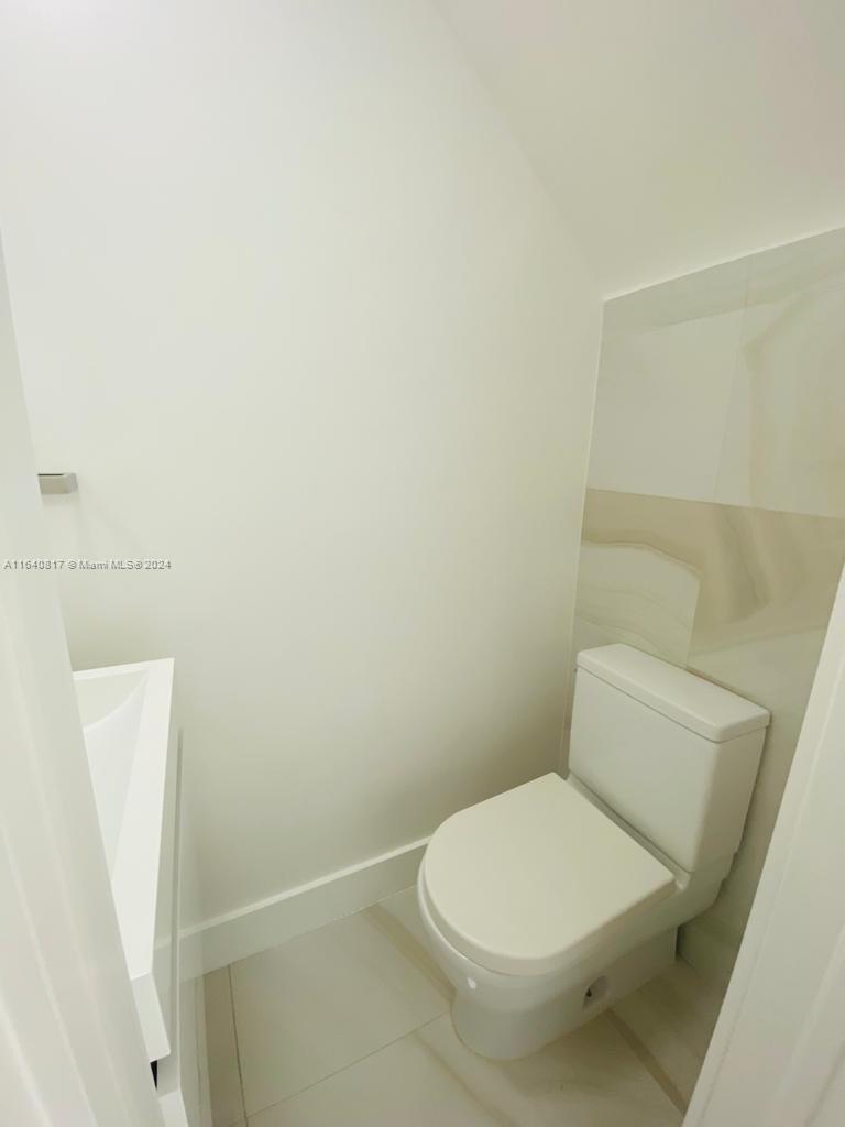 230 Sunrise Dr # 8