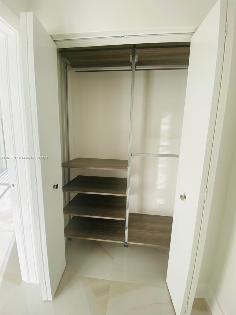 230 Sunrise Dr # 8