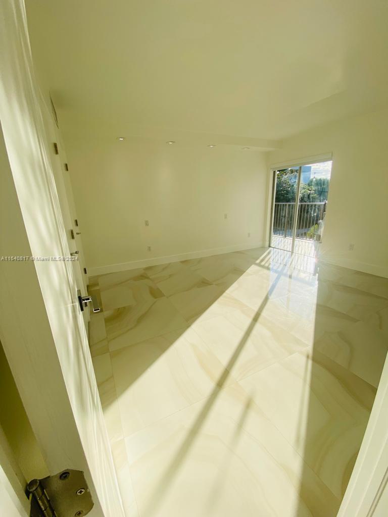 230 Sunrise Dr # 8