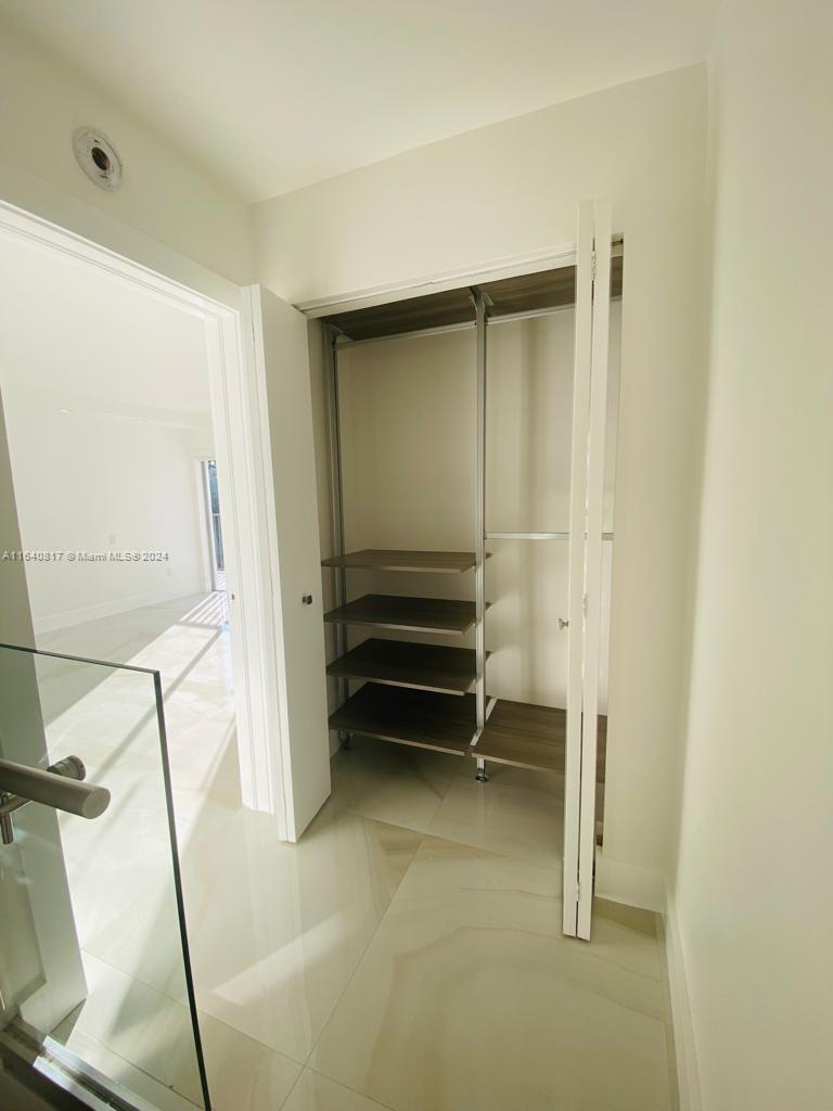 230 Sunrise Dr # 8
