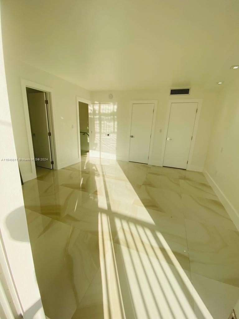 230 Sunrise Dr # 8