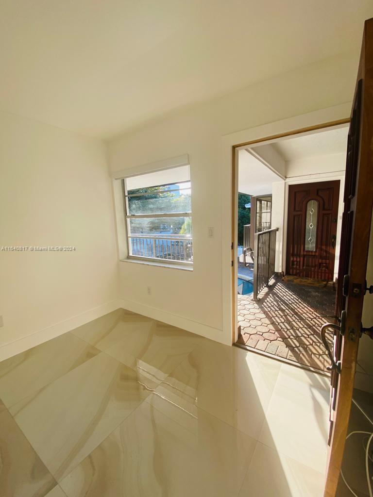 230 Sunrise Dr # 8