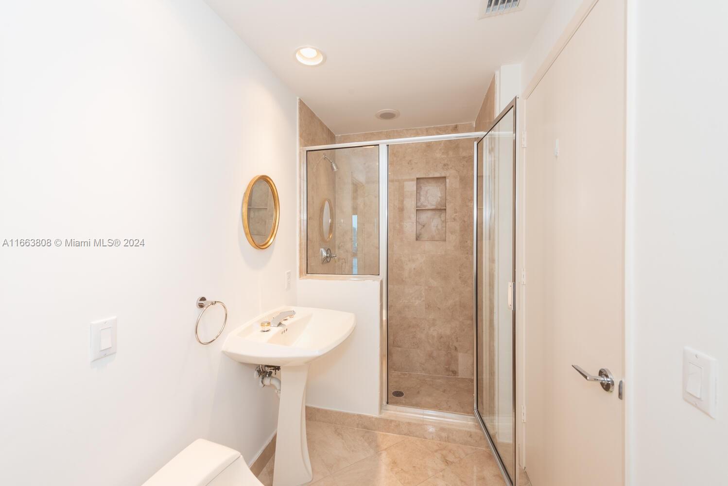 785 Crandon Blvd # 503