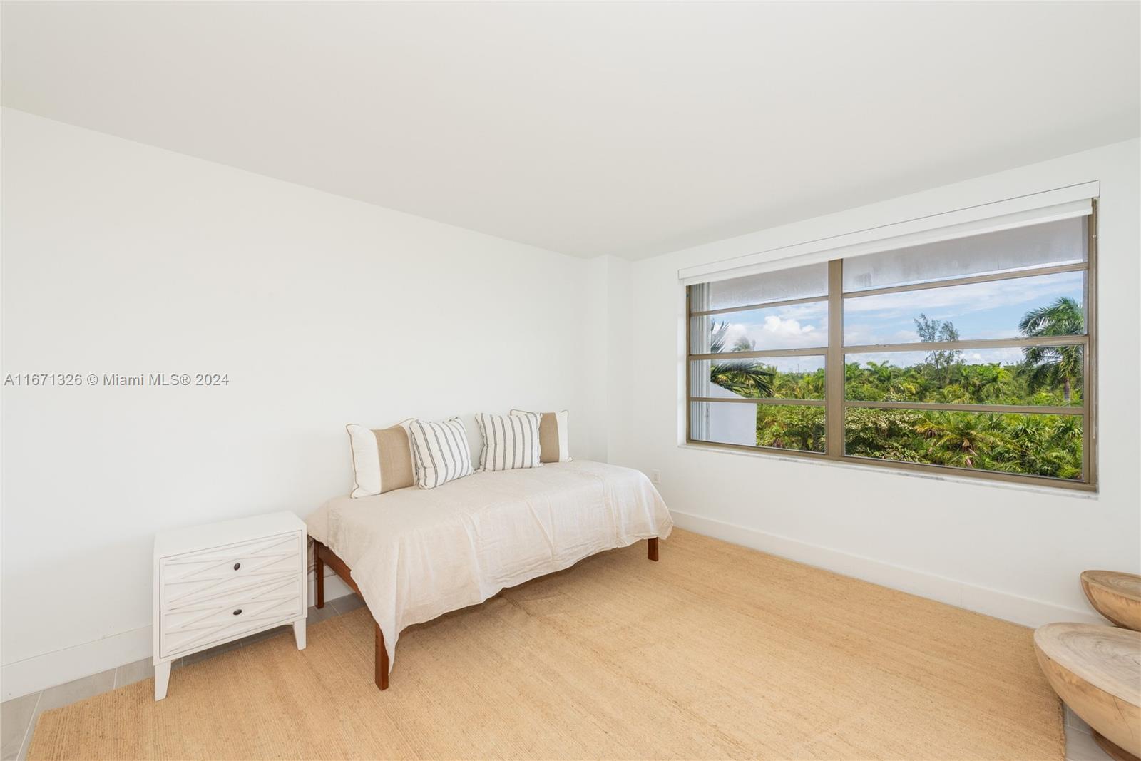 155 Ocean Lane Dr # 404