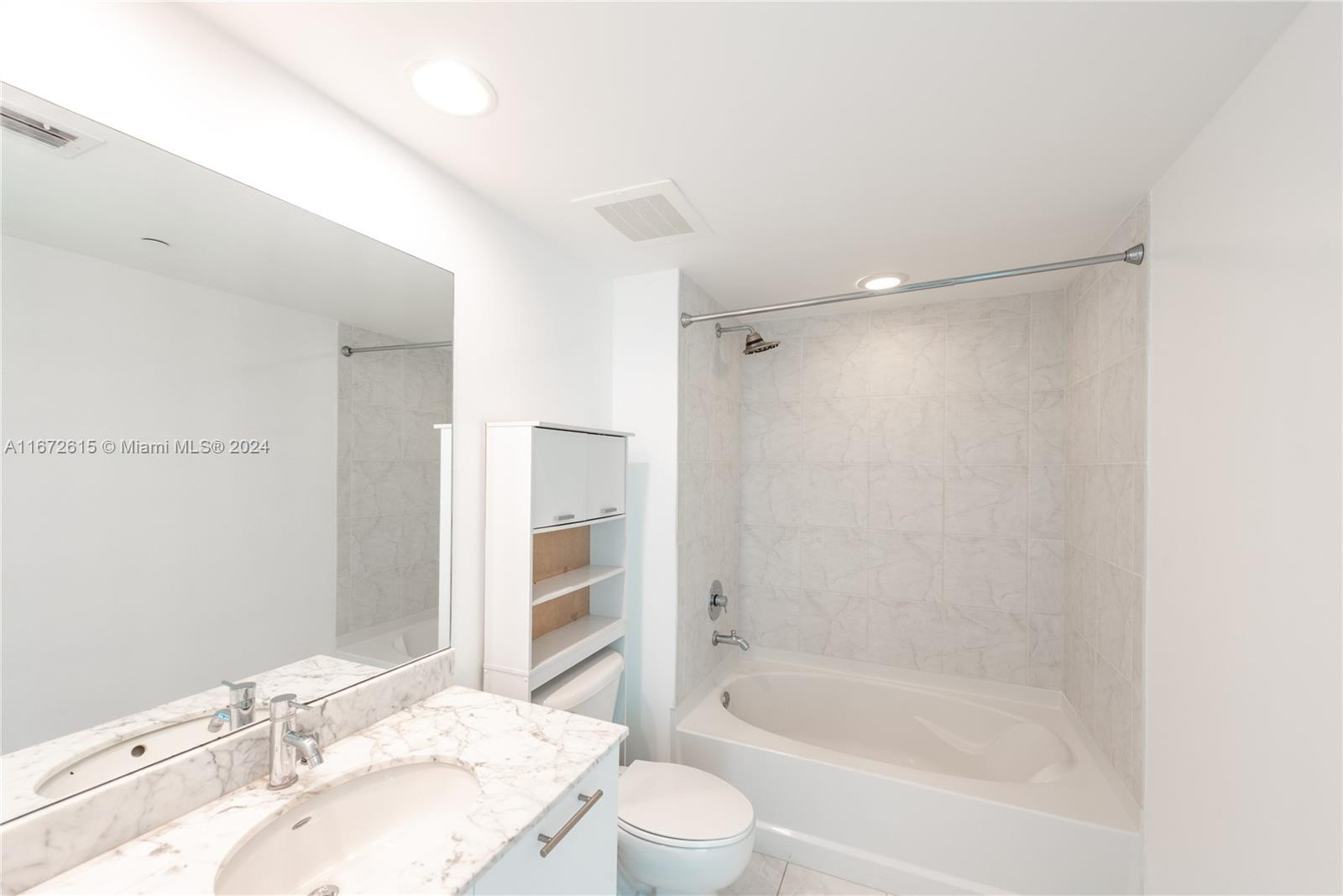 950 Brickell Bay Dr # 2408