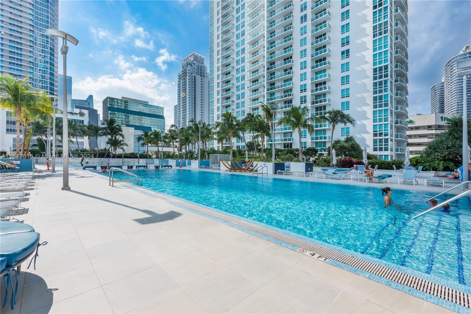 950 Brickell Bay Dr # 2408