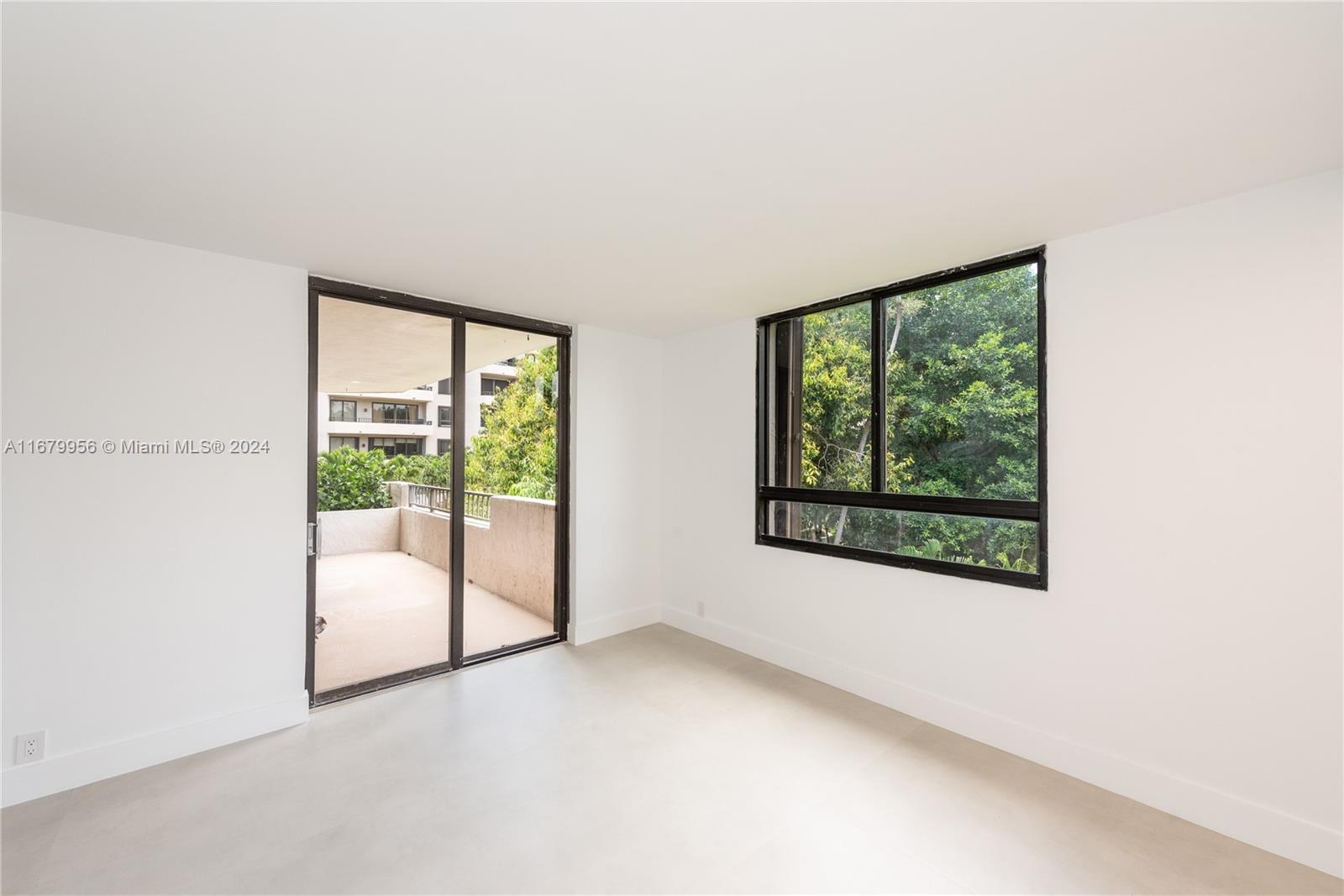181 Crandon Blvd # 302