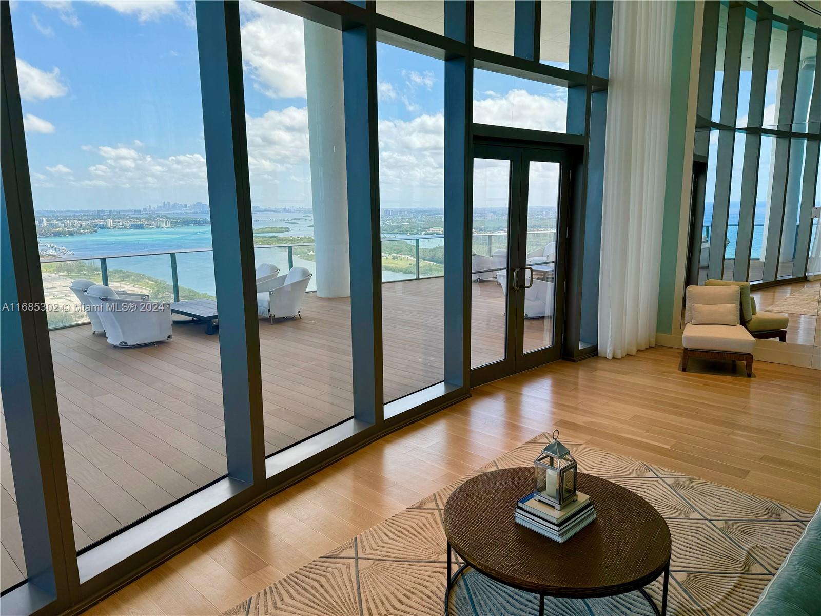 15701 Collins Ave # 3504