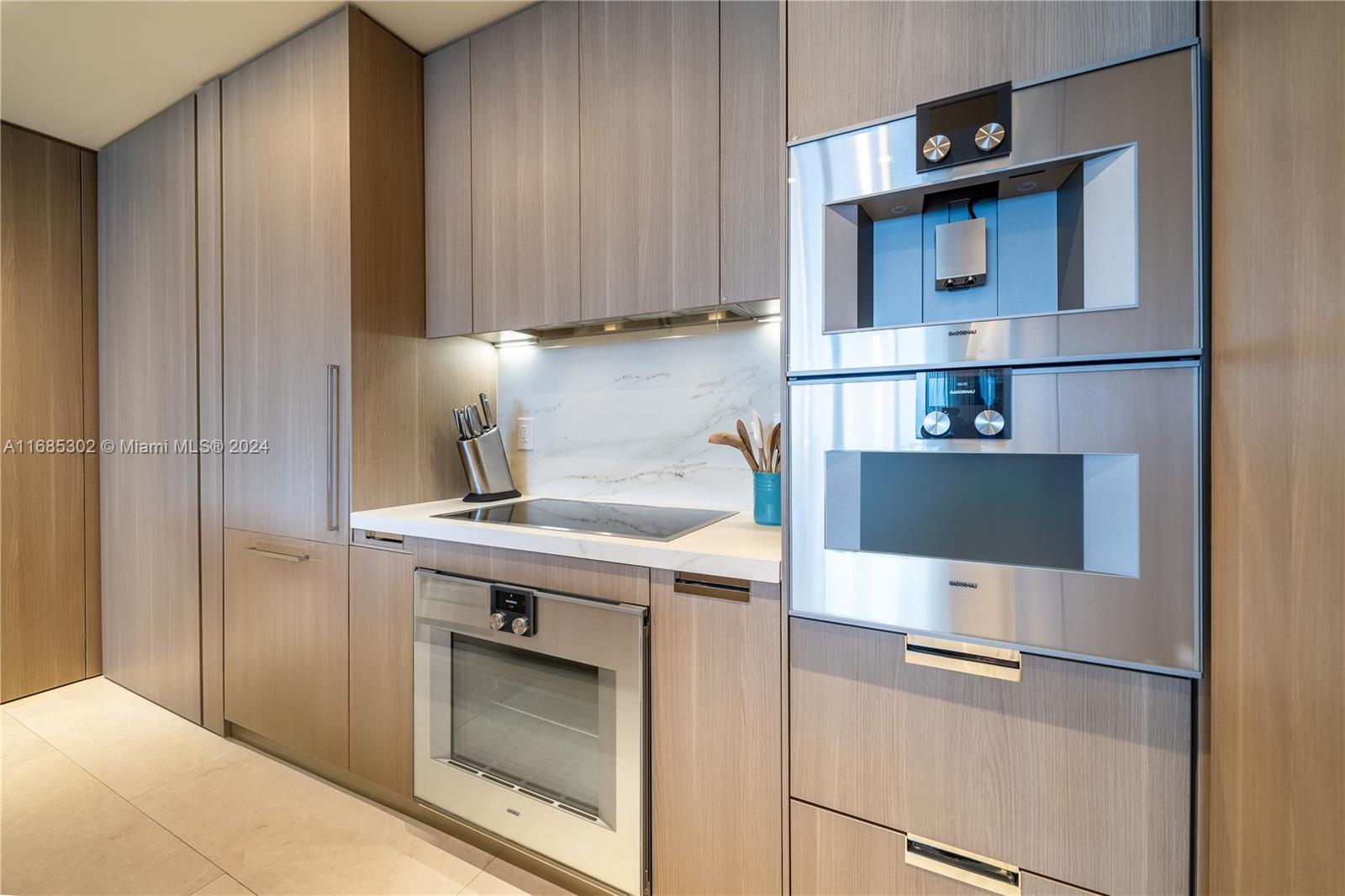 15701 Collins Ave # 3504