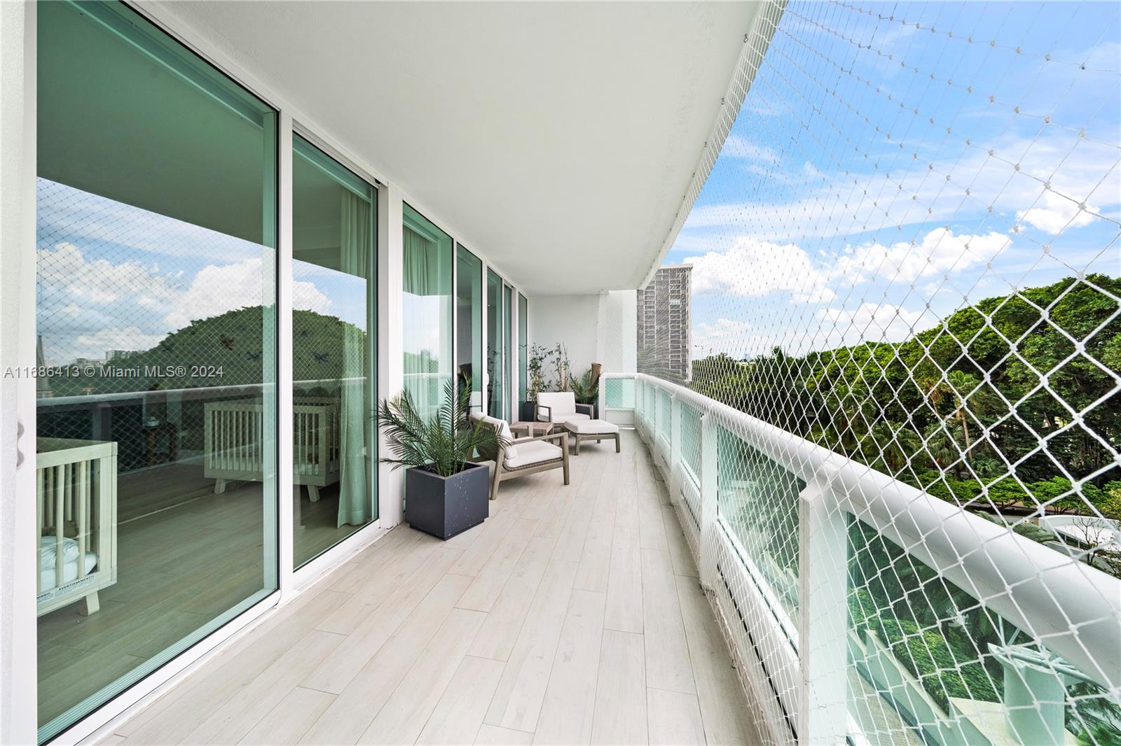 1643 Brickell Ave # 806