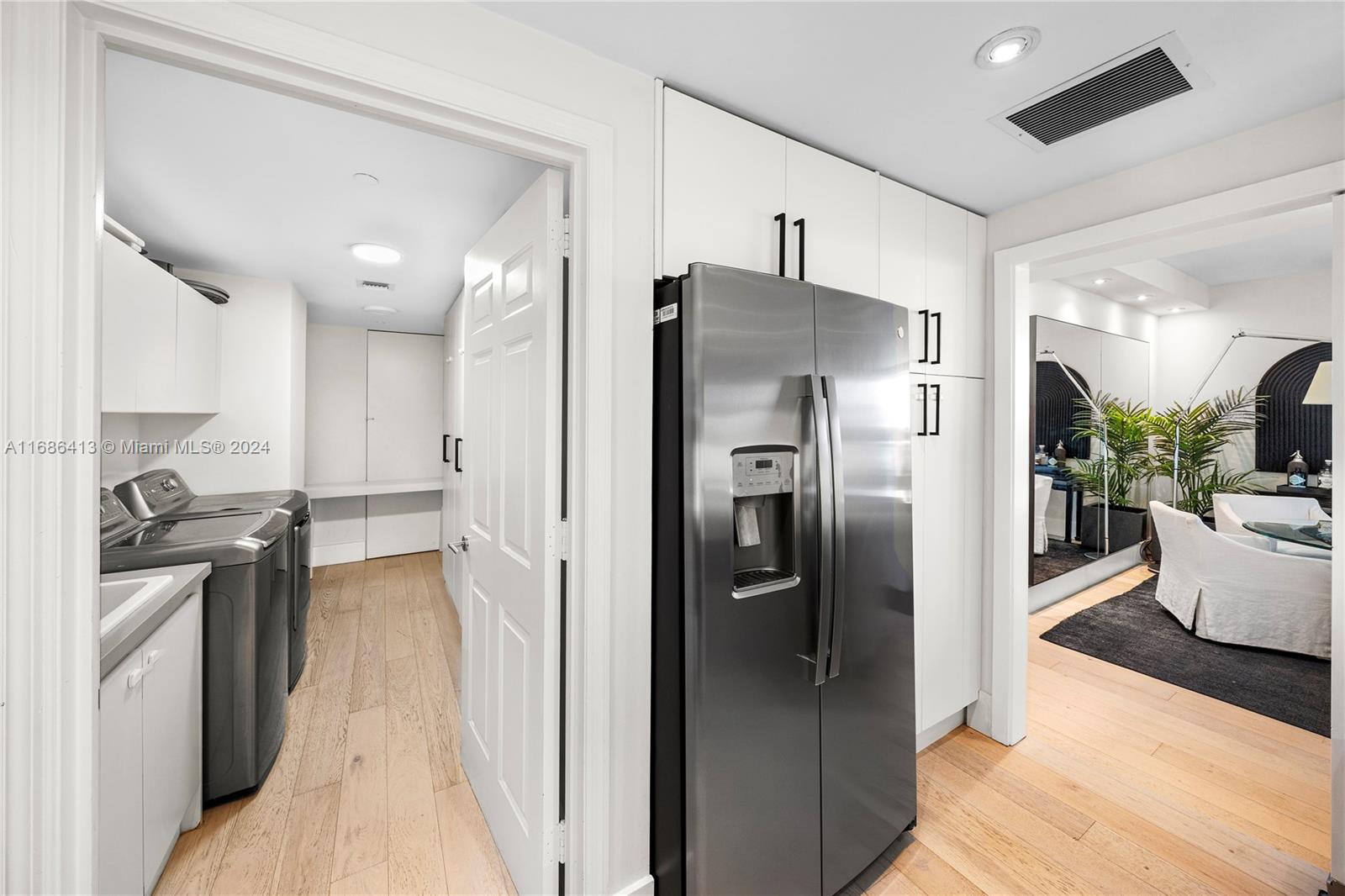 1643 Brickell Ave # 806