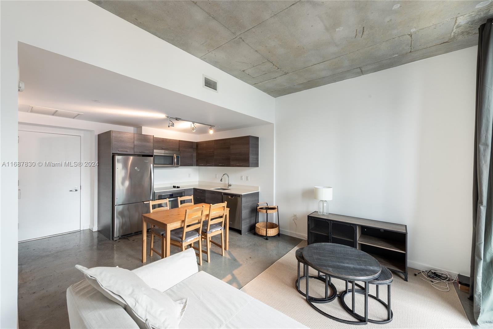 151 SE 1st St # 1709