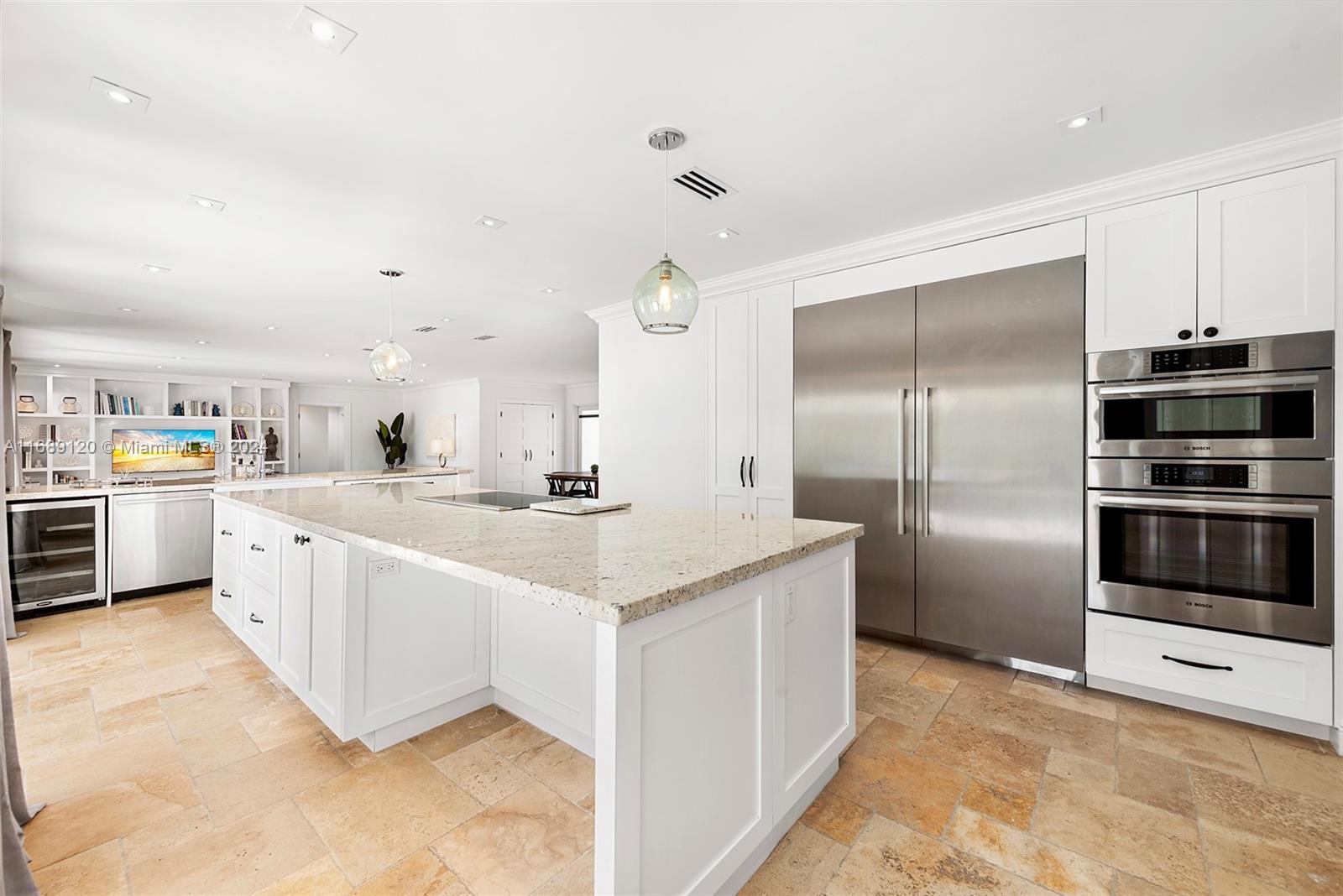 13041 SW 70th Ave