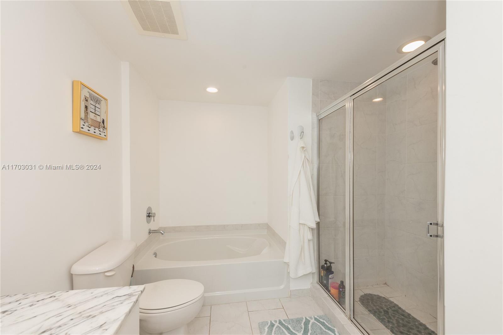 951 Brickell Ave # 3805