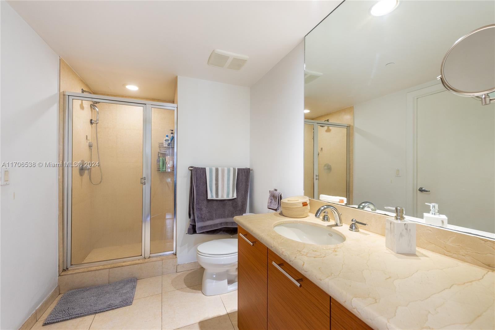 50 Biscayne Blvd # 1905