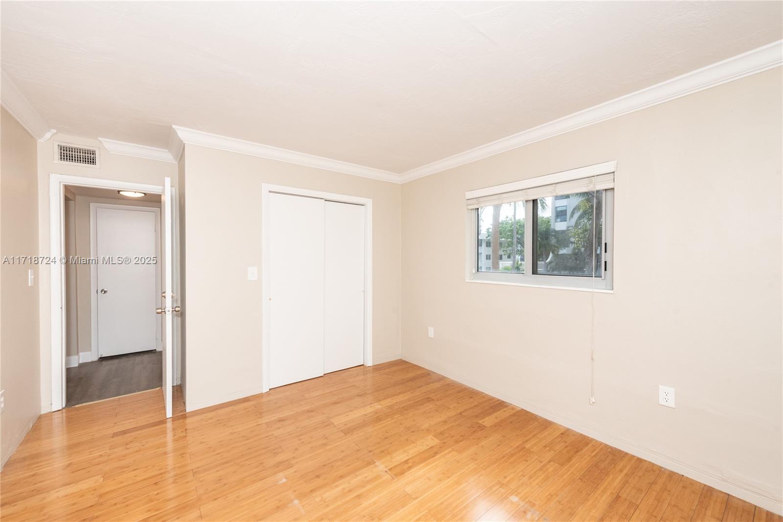 201 Galen Dr # 201