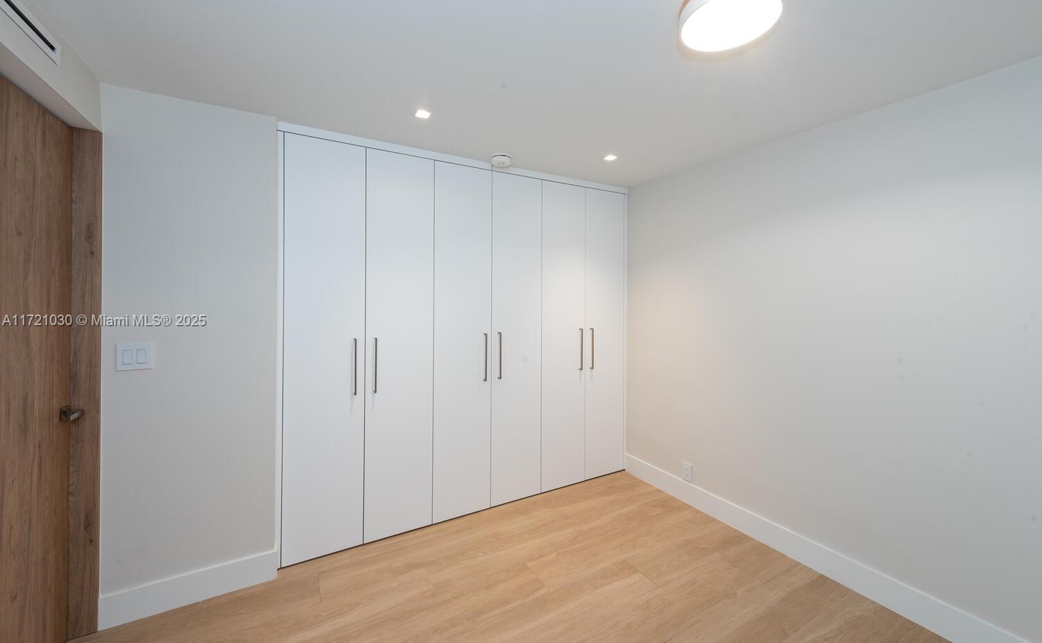 161 Crandon Blvd # 214