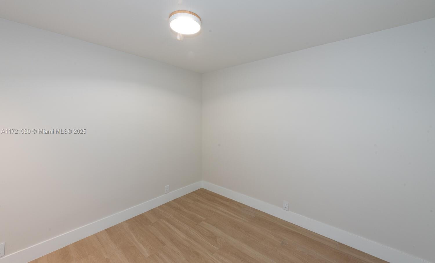 161 Crandon Blvd # 214