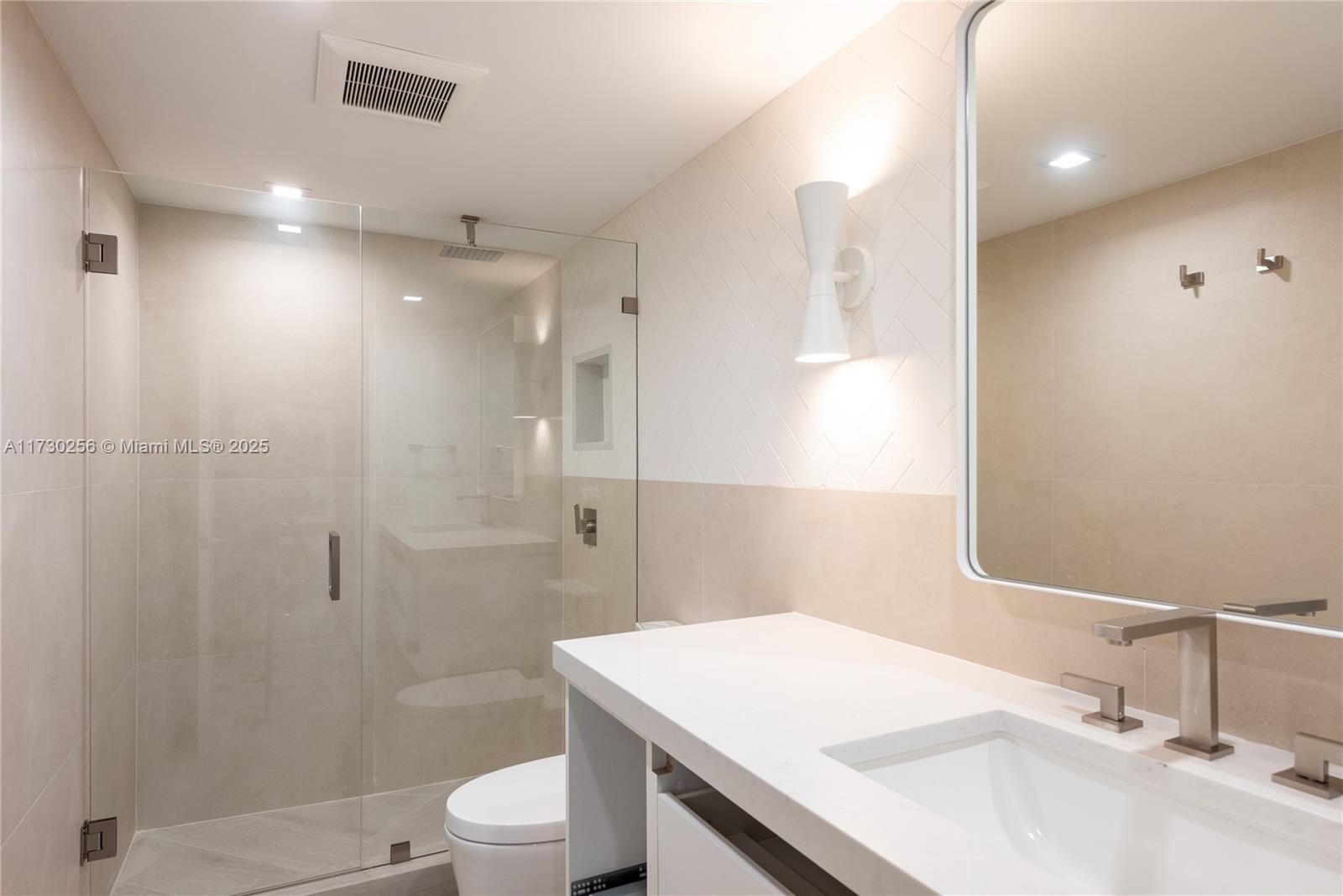 181 Crandon Blvd # 305