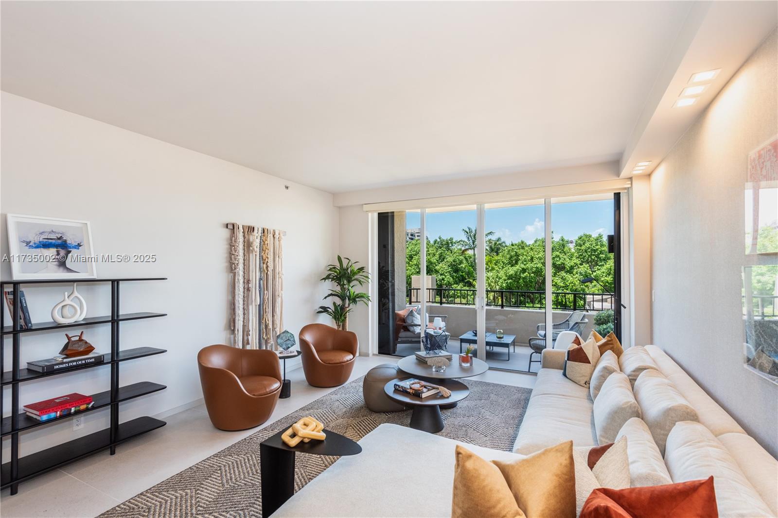 251 Crandon Blvd # 306