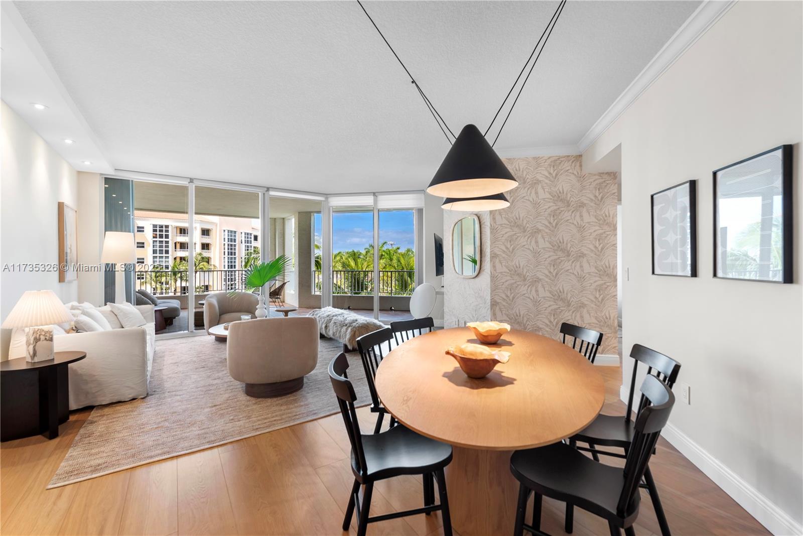 705 Crandon Blvd # 405