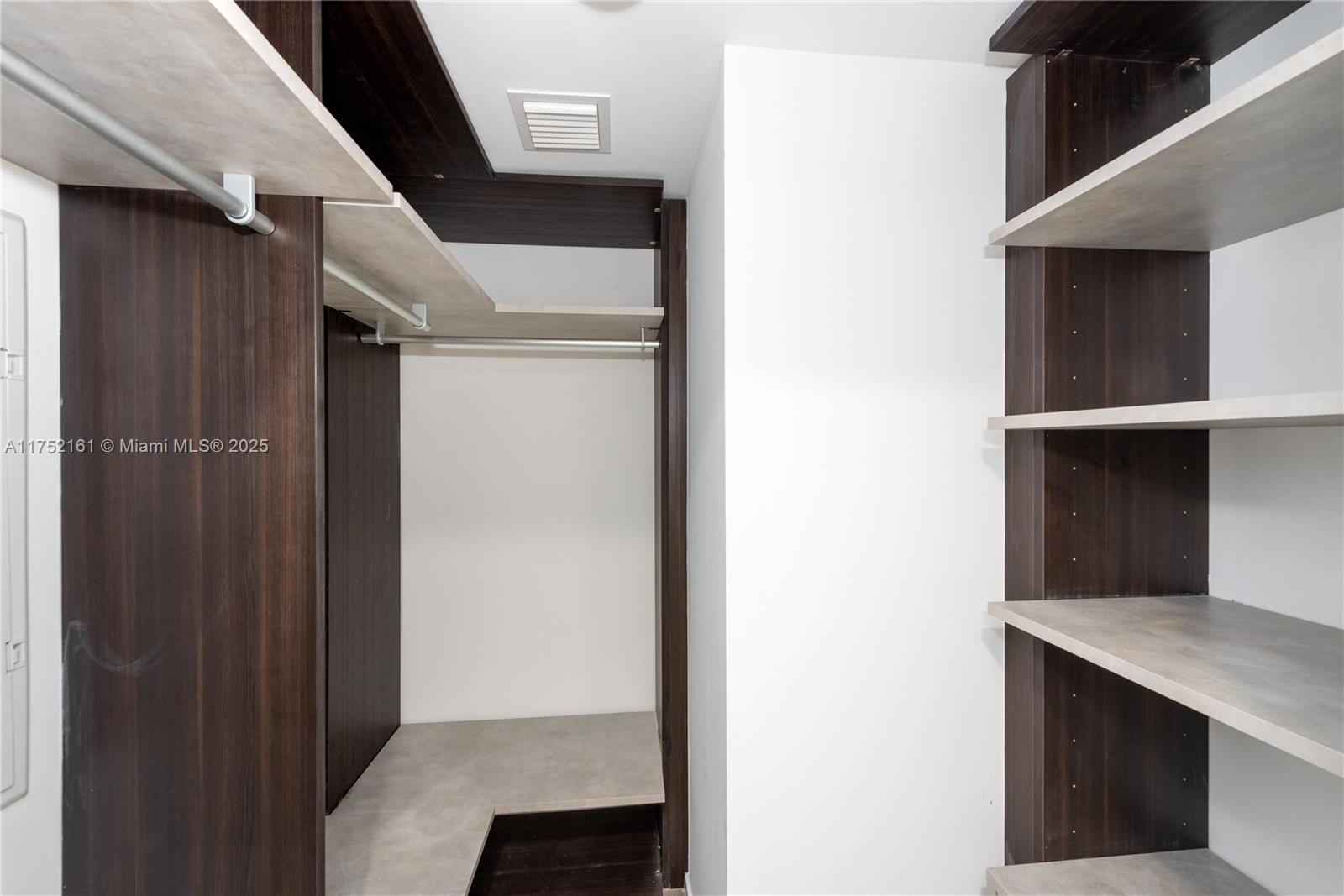 801 S Miami Ave Unit: 1602